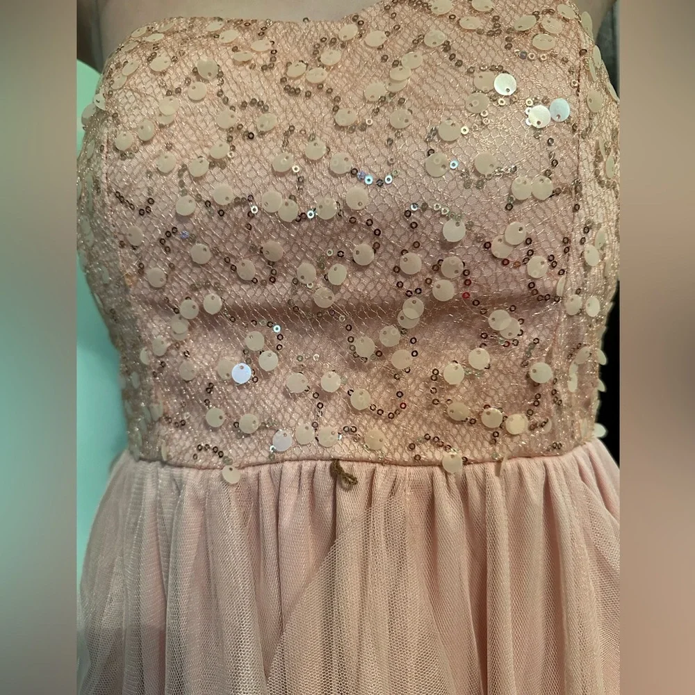 Pink sparkly strapless dress - Picture 3 of 4